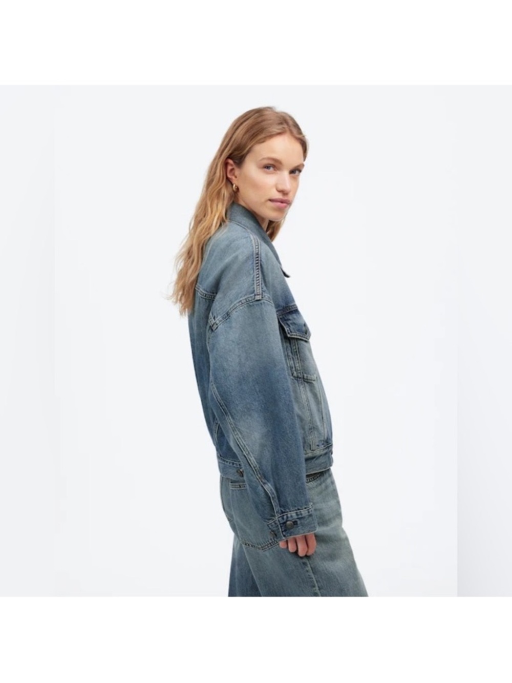 Madewell Women's Relaxed Cropped Denim Jacket in Billings - Picture 3 of 9